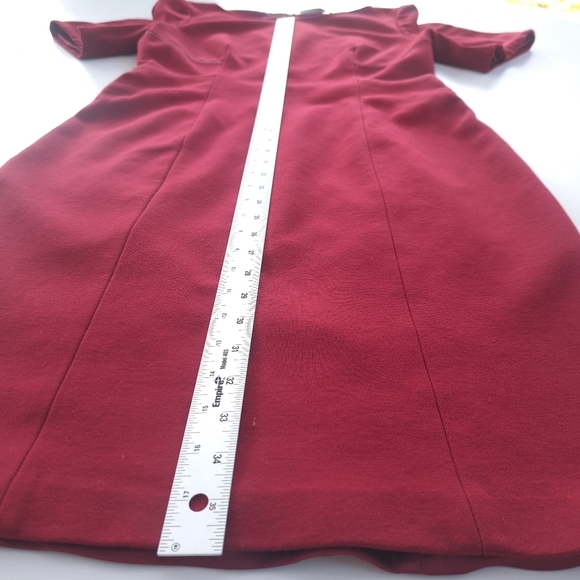 Elie Tahari Burgundy red sheath style‎ dress, size M back zipper, double lining. - Picture 8 of 16